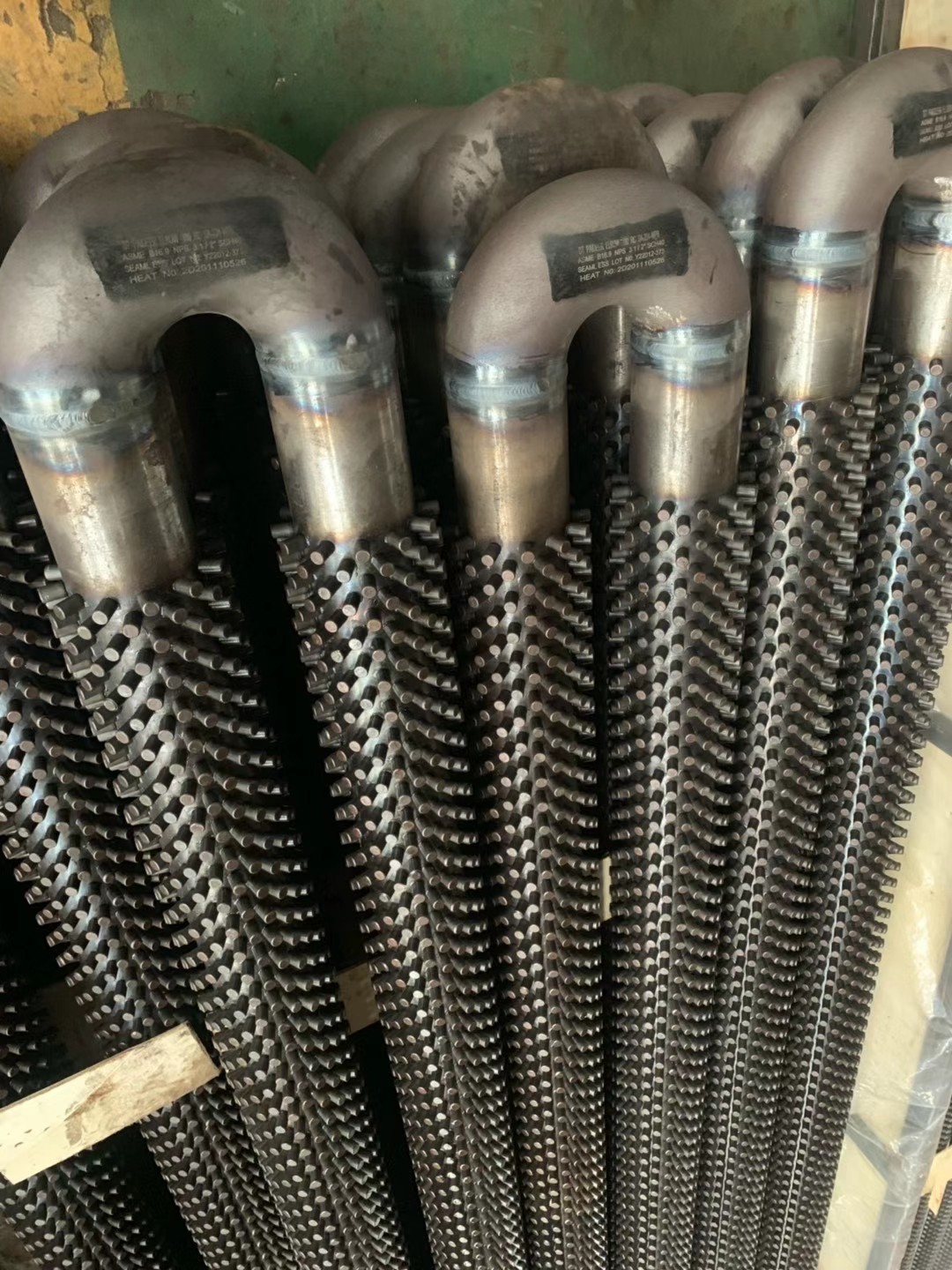 管子Φ63.5×4 ，材質(zhì)12Cr1MoVG，用于低溫再熱器